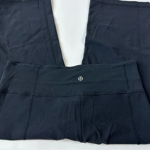 Lululemon Reversible Capris - Picture 2 of 6
